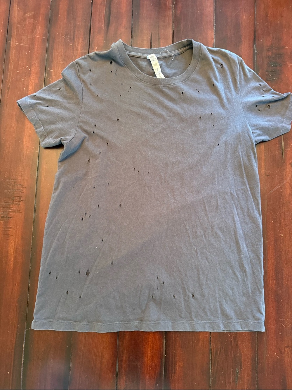 Women’s Distressed Charcoal Alo Yoga Tee Sz M